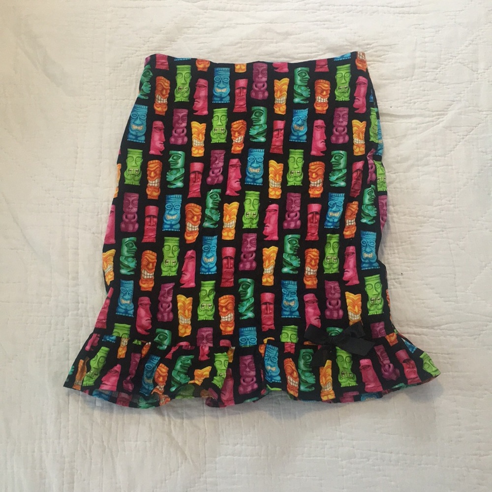 Unique Vintage/Paper Doll Prod. Tiki Room Skirt
